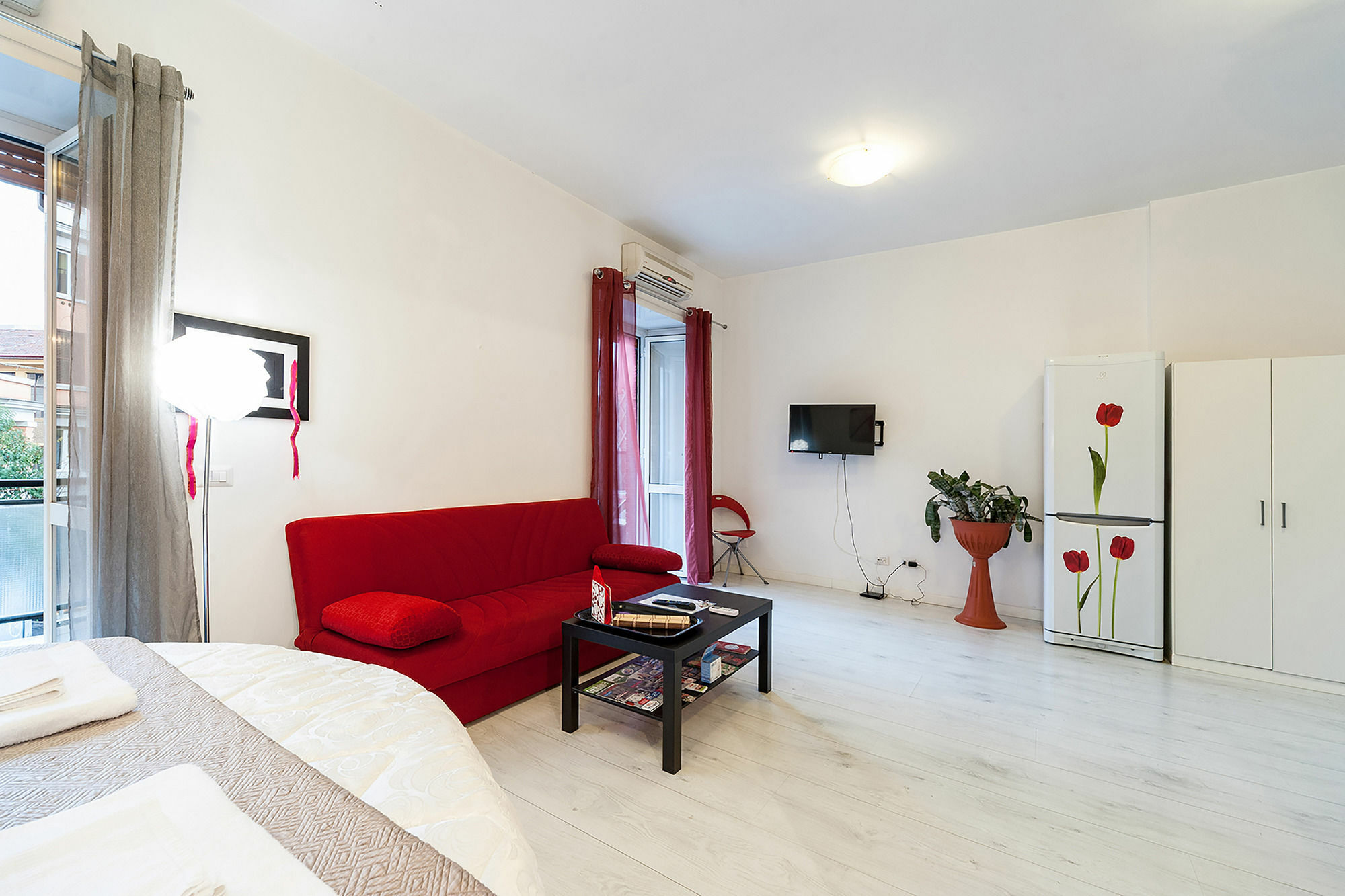 Hosting Flats Guesthouse Rom Eksteriør billede