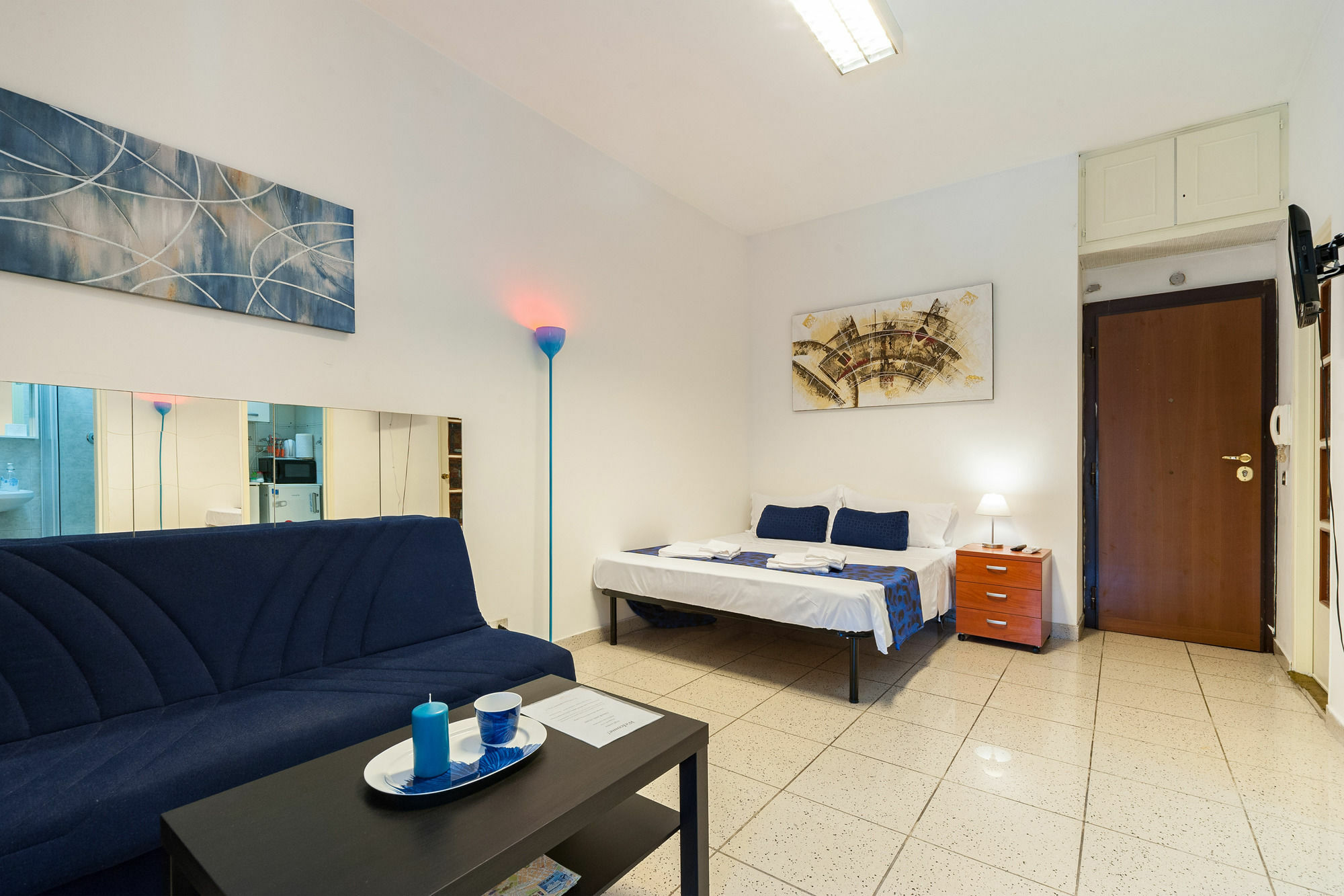 Hosting Flats Guesthouse Rom Eksteriør billede